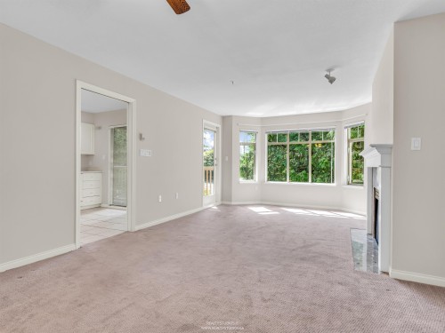 413-2059 Chesterfield Avenue, North Vancouver, BC 