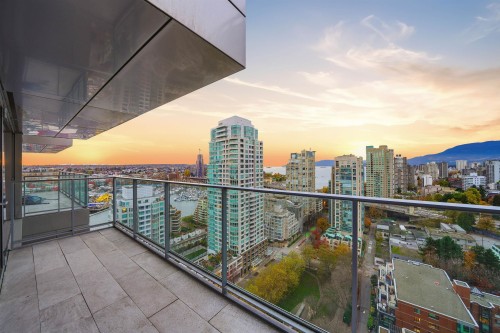 2506-1480 Howe Street  Vancouver, BC V6Z 0G5