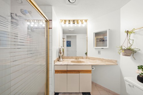 801-1045 Quayside Drive, New Westminster, BC 