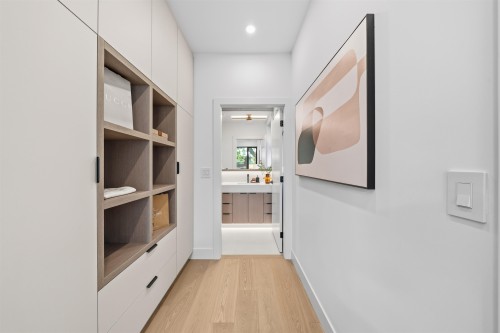 2493 Eton Street, Vancouver, BC 