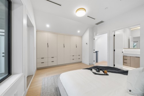 2493 Eton Street, Vancouver, BC 