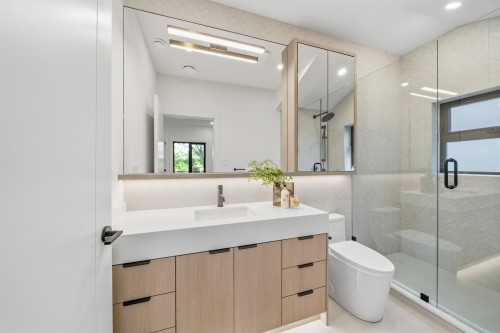 2493 Eton Street, Vancouver, BC 