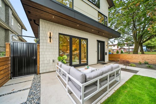 2493 Eton Street, Vancouver, BC 