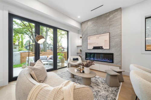 2493 Eton Street, Vancouver, BC 