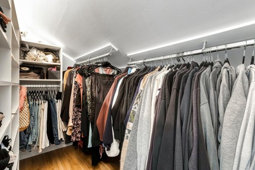 3340 15Th Avenue W, Vancouver, BC 