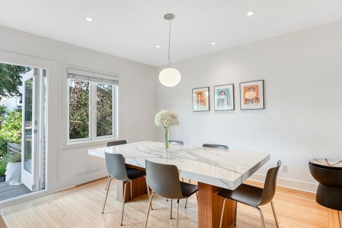 3340 15Th Avenue W, Vancouver, BC 