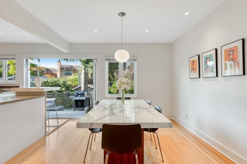 3340 15Th Avenue W, Vancouver, BC 