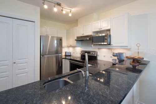 502-214 Eleventh Street, New Westminster, BC 