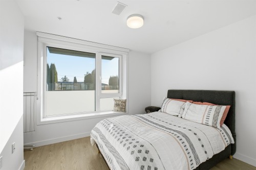 33-720 3Rd Street E, North Vancouver, BC 