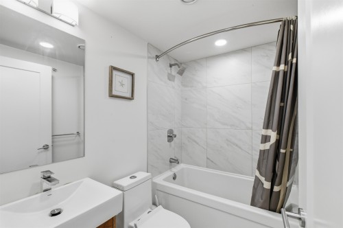 33-720 3Rd Street E, North Vancouver, BC 