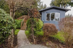3366 Richards Road  Roberts Creek, BC V0N 2W2
