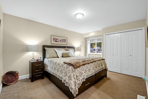 2244 Edgemont Boulevard, North Vancouver, BC 