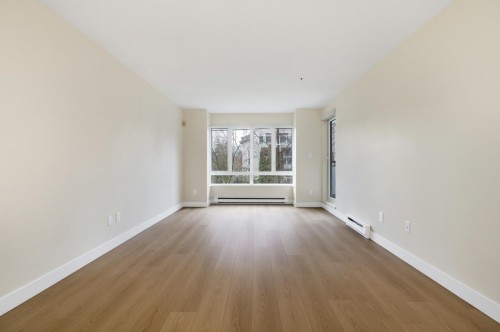 205-1823 Georgia Street E, Vancouver, BC 