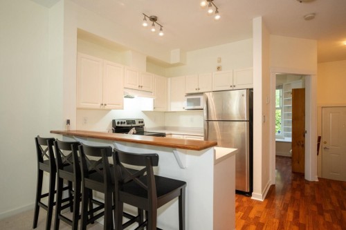 3058 Kent Avenue South E, Vancouver, BC 