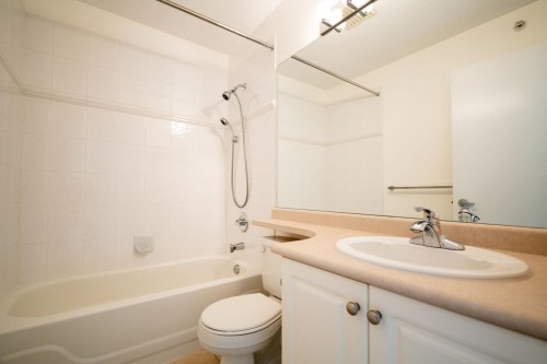 3058 Kent Avenue South E, Vancouver, BC 