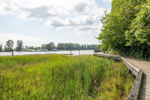 3058 Kent Avenue South E, Vancouver, BC 