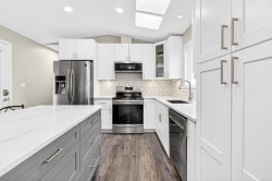 19635 Planetree Lane  Pitt Meadows, BC V3Y 1Z3