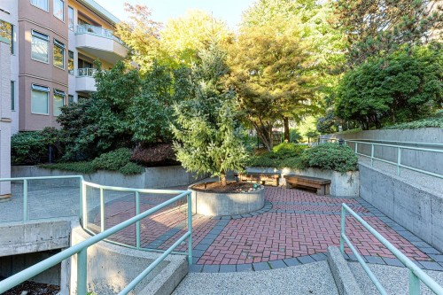 505-6737 Station Hill Court, Burnaby, BC 