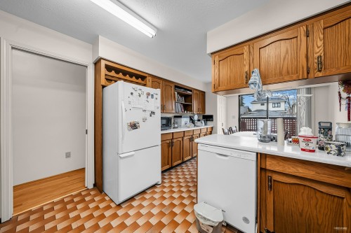 2843 22Nd Avenue W, Vancouver, BC 