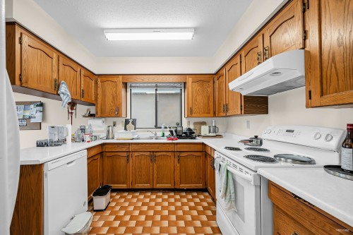 2843 22Nd Avenue W, Vancouver, BC 