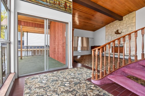 2337 St George Street, Port Moody, BC 