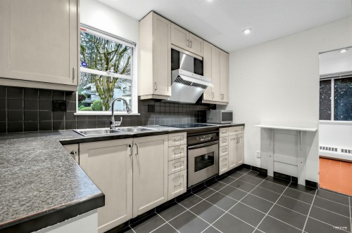 1109-235 Keith Road, West Vancouver, BC 