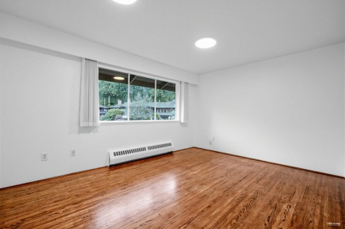 1109-235 Keith Road, West Vancouver, BC 