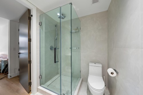 201-5089 Quebec Street, Vancouver, BC 