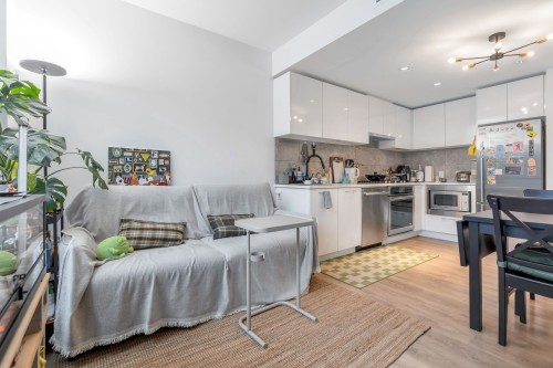 601-8538 River District Crossing, Vancouver, BC 