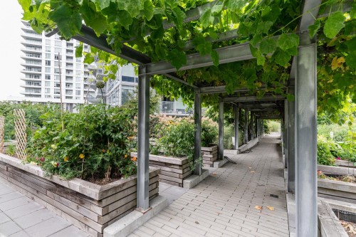 601-8538 River District Crossing, Vancouver, BC 