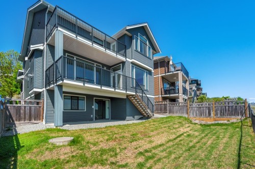 1431 Strawline Hill Street, Coquitlam, BC 