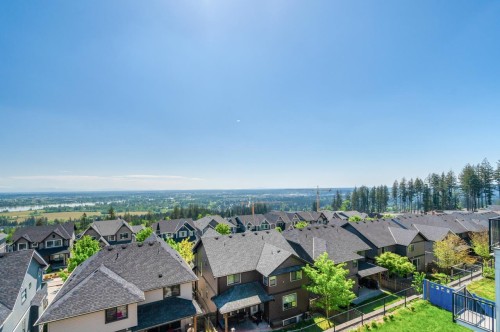 1431 Strawline Hill Street, Coquitlam, BC 