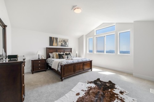 1431 Strawline Hill Street, Coquitlam, BC 