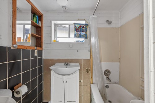 803 Ewen Avenue, New Westminster, BC 