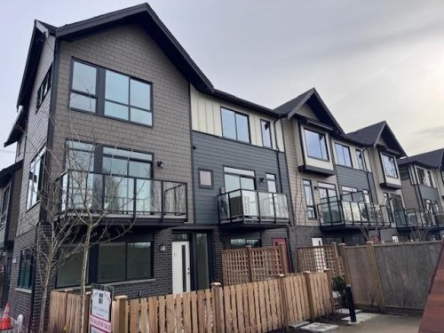 14-4337 Boundary Road, Richmond, BC 