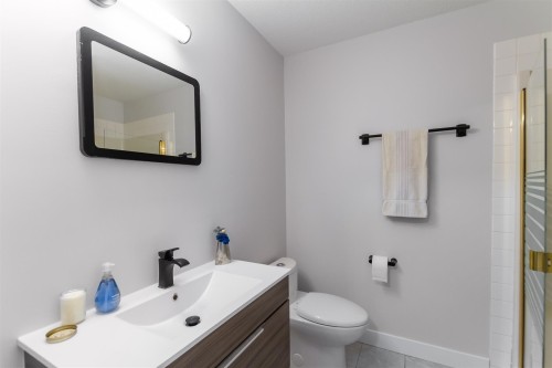 79-323 Governors Court, New Westminster, BC 