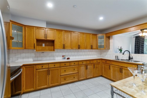 79-323 Governors Court, New Westminster, BC 