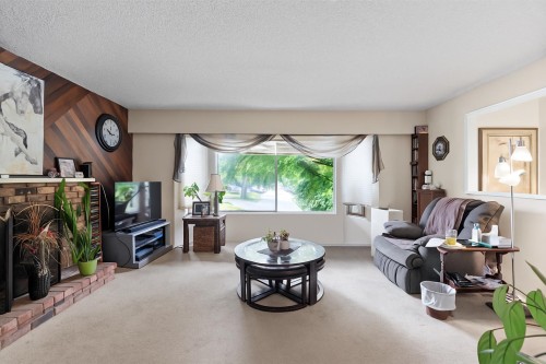 11829 218 Street, Maple Ridge, BC 