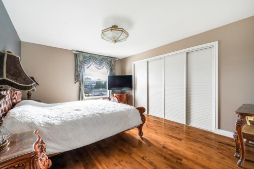 7974 12Th Avenue, Burnaby, BC 