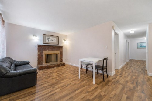 7974 12Th Avenue, Burnaby, BC 