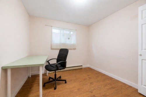 7974 12Th Avenue, Burnaby, BC 