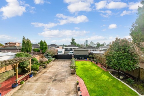 7974 12Th Avenue, Burnaby, BC 