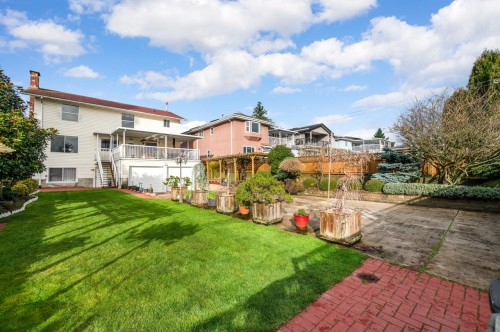 7974 12Th Avenue, Burnaby, BC 