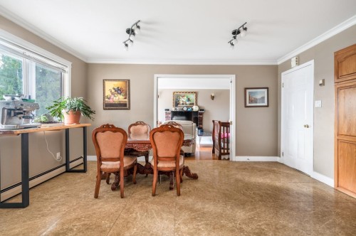 7974 12Th Avenue, Burnaby, BC 