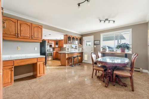 7974 12Th Avenue, Burnaby, BC 