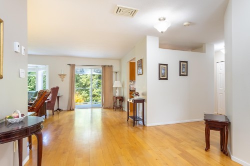 5309 Cedarview Place, Sechelt, BC 