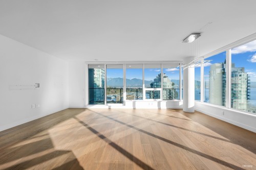 1602-620 Cardero Street, Vancouver, BC 