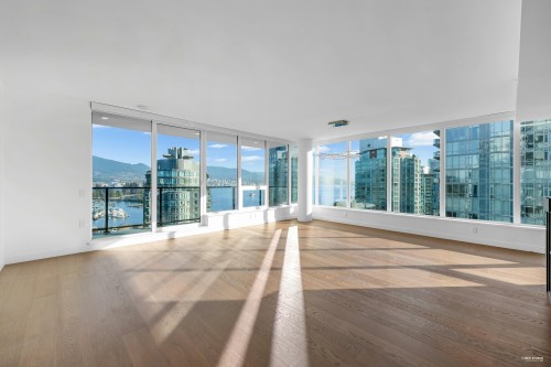 1602-620 Cardero Street, Vancouver, BC 