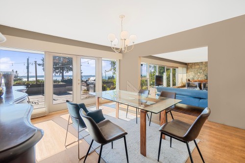 2233 Palmerston Avenue, West Vancouver, BC 