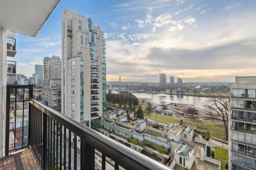 808-1330 Harwood Street, Vancouver, BC 